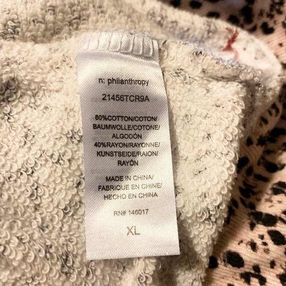 n:PHILANTHROPY Animal Cut-Out Sweater Size X-LARGE - Picture 8 of 10